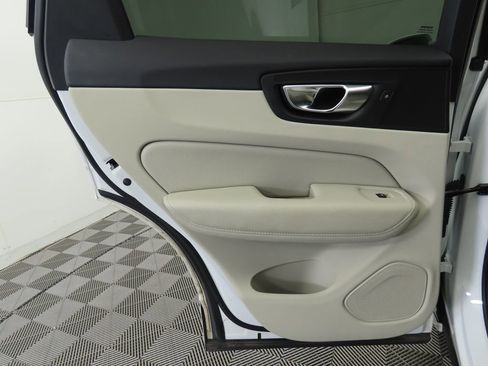 Used 2019 Volvo XC60 T5 Inscription w/ Protection Package Premier image 26