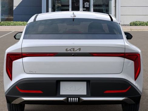 New 2025 Kia K4 LXS image 16