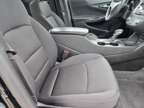 Used 2024 Chevrolet Malibu LT FWD image 9