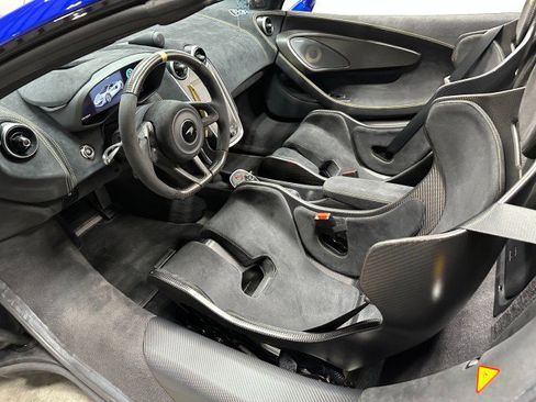 Used 2020 McLaren 600LT Spider RWD image 24