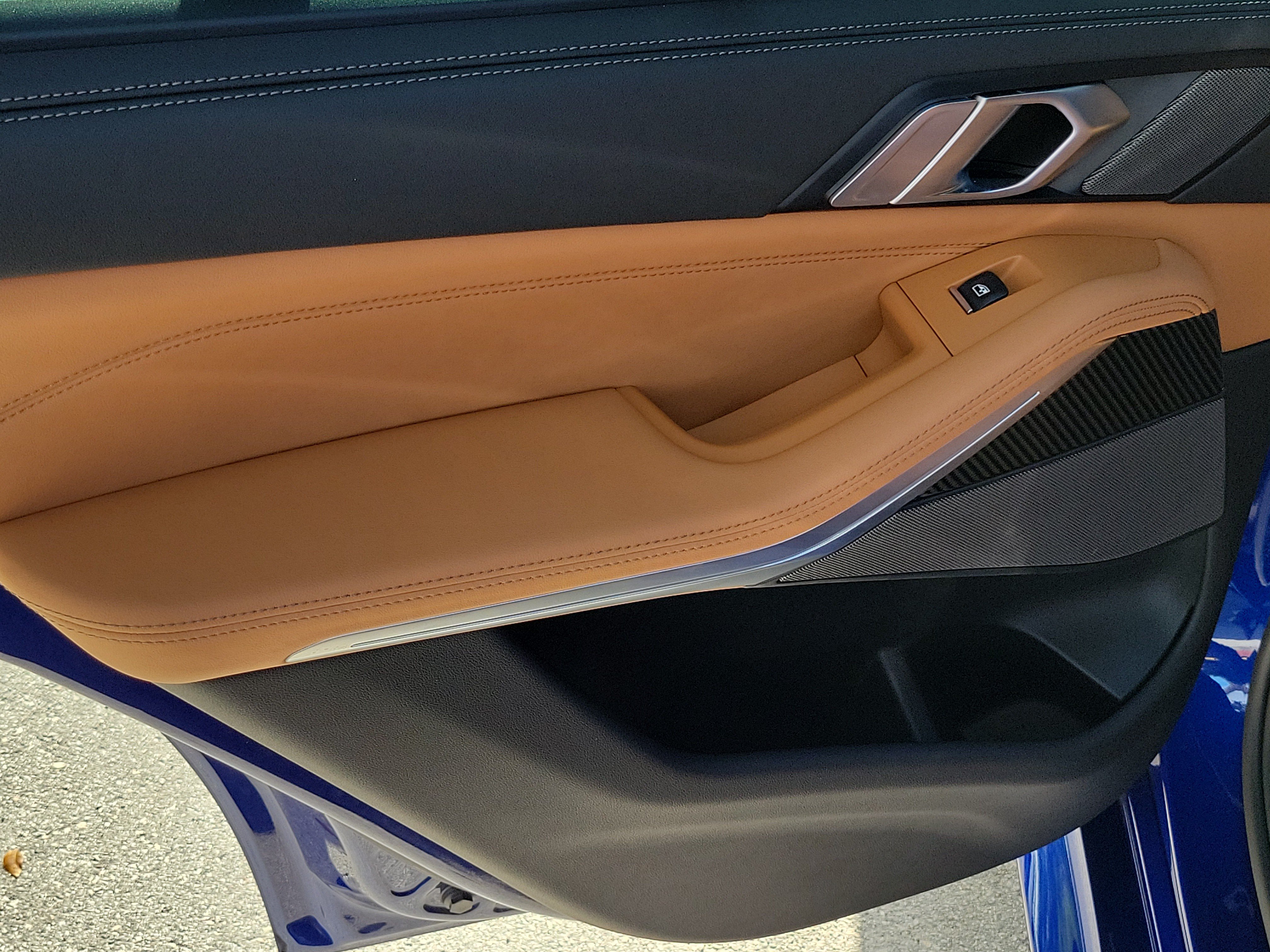 Certified 2025 BMW X5 M60i AWD/4WD image 10
