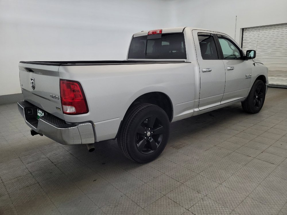 Used 2016 RAM 1500 Classic SLT AWD/4WD image 9