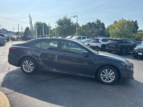Used 2025 Toyota Camry LE FWD image 6
