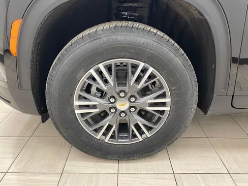 New 2026 Chevrolet Traverse LT image 7