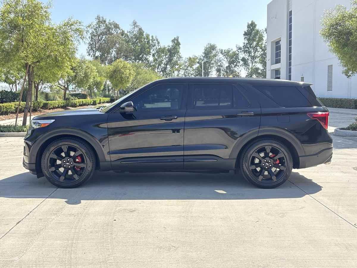 Used 2021 Ford Explorer ST w/ Equipment Group 401A AWD/4WD image 6