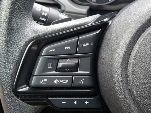 Used 2025 Subaru Crosstrek 2.0i Premium AWD/4WD image 17