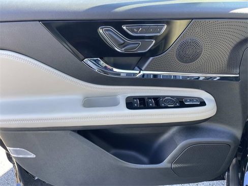 New 2026 Lincoln Corsair Reserve w/ Jet Appearance Package image 21