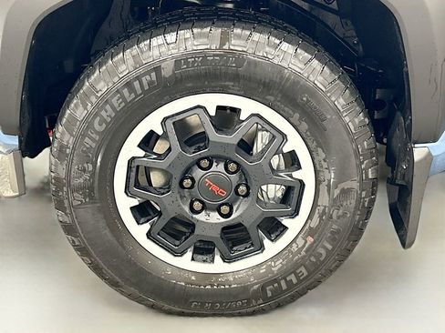 New 2026 Toyota 4Runner TRD Off-Road Premium AWD/4WD image 8
