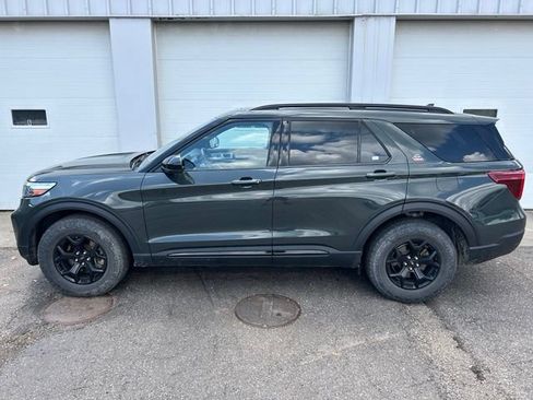 Used 2023 Ford Explorer Timberline w/ Timberline Technology Package AWD/4WD image 3