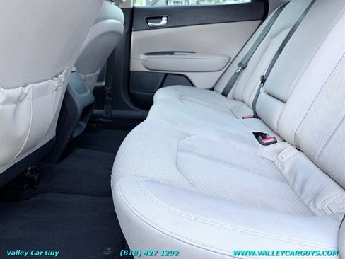 Used 2016 Kia Optima LX FWD image 17