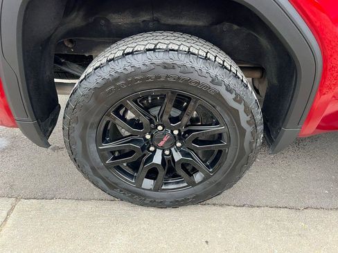 Used 2024 GMC Sierra 1500 Elevation image 11