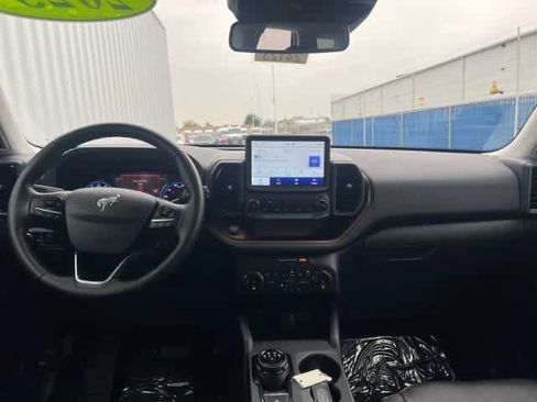 Used 2023 Ford Bronco Sport Outer Banks image 13