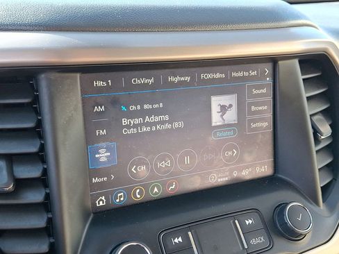 Used 2022 GMC Acadia Denali w/ Denali Ultimate Package image 13