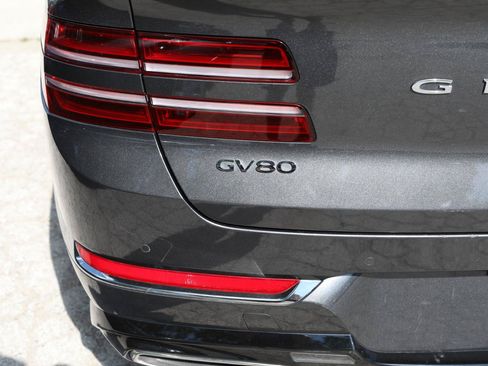 Used 2022 Genesis GV80 3.5T Advanced + AWD/4WD image 9
