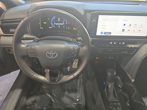 Used 2025 Toyota Camry SE w/ Multimedia Upgrade Package FWD image 15