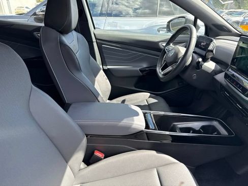 Used 2024 Volkswagen ID.4 S RWD image 13