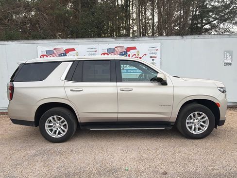 Used 2024 Chevrolet Tahoe LT AWD/4WD image 2