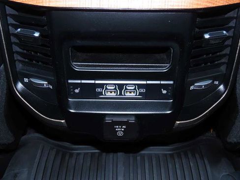 Used 2023 RAM 3500 Limited image 23