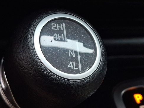 Used 2021 Jeep Gladiator Sport AWD/4WD image 23