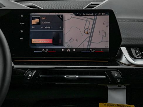 Used 2025 BMW X2 xDrive28i w/ Premium Package image 14