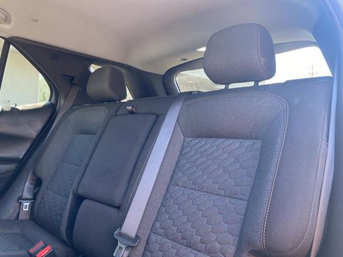Used 2021 Chevrolet Equinox LT image 17