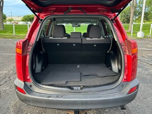 Used 2013 Toyota RAV4 XLE AWD/4WD image 17