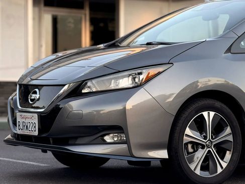 Used 2019 Nissan Leaf SL Plus w/ Protection Package FWD image 3
