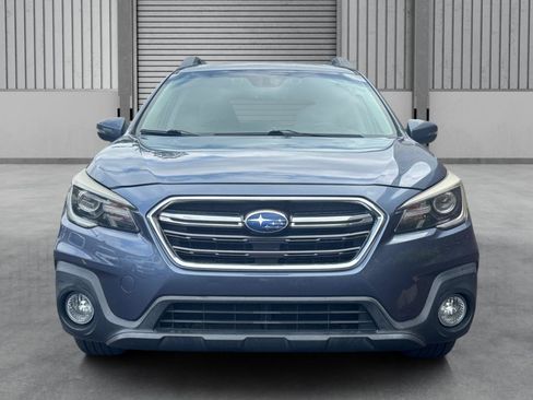 Used 2018 Subaru Outback 2.5i Limited AWD/4WD image 9