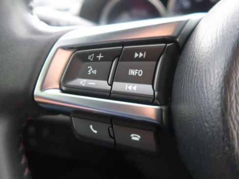 Used 2017 MAZDA MX-5 Miata Club image 34