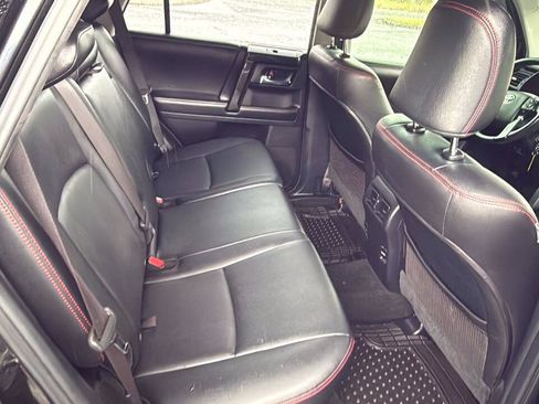 Used 2015 Toyota 4Runner Trail Premium AWD/4WD image 32