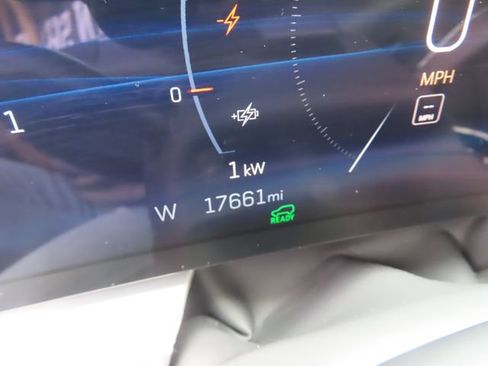 Certified 2024 Cadillac Lyriq Sport AWD/4WD image 20