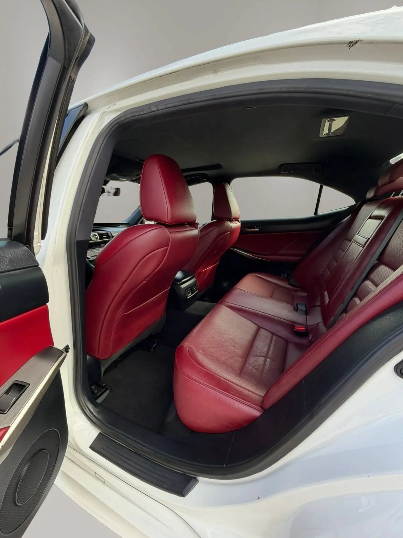 Used 2019 Lexus IS 300 F Sport w/ F Sport Package RWD image 13