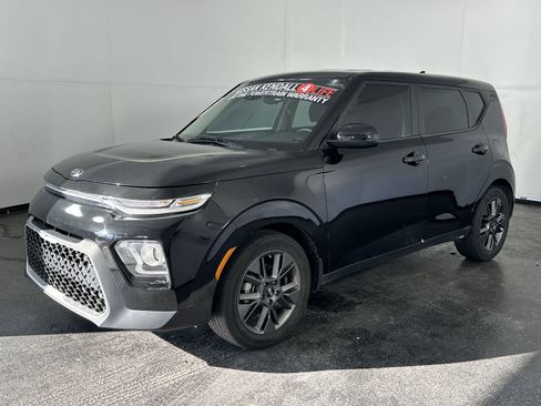 Used 2020 Kia Soul EX image 4