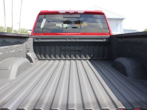 Used 2022 GMC Sierra 2500 AT4 w/ AT4 Premium Plus Package image 10