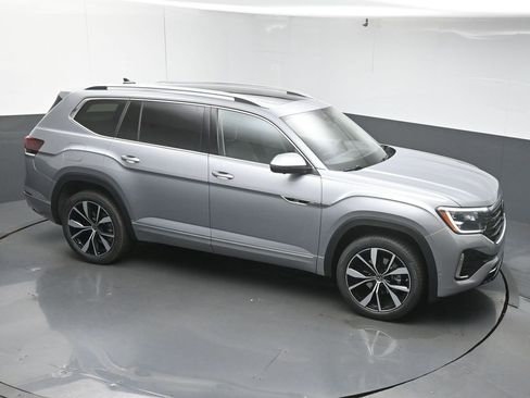 New 2026 Volkswagen Atlas SEL Premium R-Line image 42