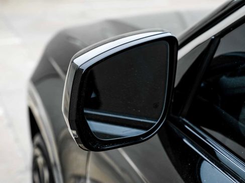 Used 2023 Jeep Grand Cherokee Overland w/ Luxury Tech Group IV image 43