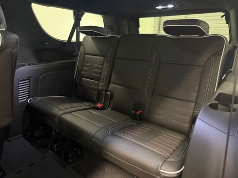 New 2026 GMC Yukon XL AT4 Ultimate w/ LPO, Floor Liner Package AWD/4WD image 15