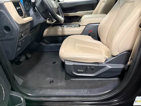 Used 2024 Ford Expedition Max Limited AWD/4WD image 57