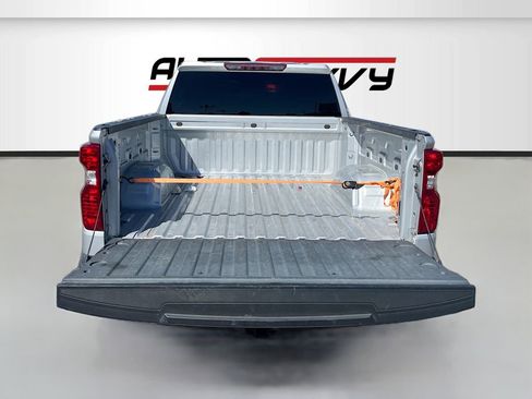 Used 2022 Chevrolet Silverado 1500 LT AWD/4WD image 24