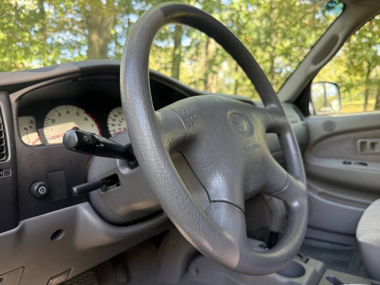 Used 2003 Toyota Tacoma PreRunner w/ SR5 Pkg RWD image 55