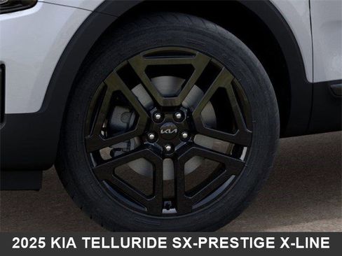 Used 2025 Kia Telluride SX Prestige X-Line image 9