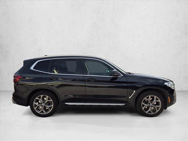 Used 2024 BMW X3 xDrive30i w/ Premium Package AWD/4WD image 4