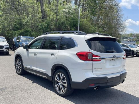 Certified 2021 Subaru Ascent Touring AWD/4WD image 3