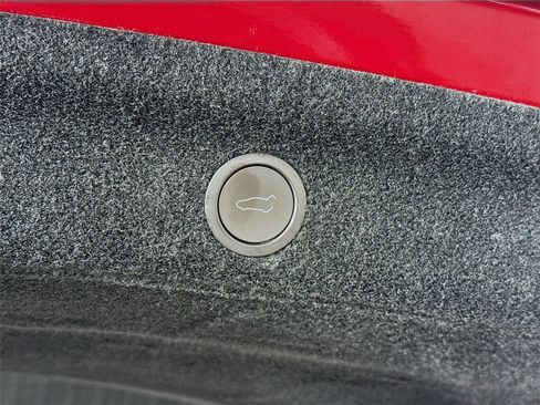 Used 2026 Tesla Model Y Long Range image 20