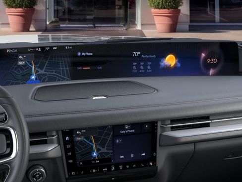 New 2026 Lincoln Navigator Premiere AWD/4WD image 14
