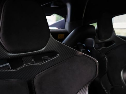 Used 2020 McLaren 620R RWD image 14