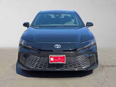 Certified 2026 Toyota Camry SE FWD image 8