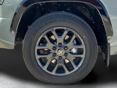 New 2026 Toyota Tundra Platinum AWD/4WD image 9