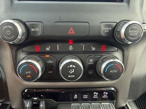 Used 2020 RAM 1500 Big Horn AWD/4WD image 22