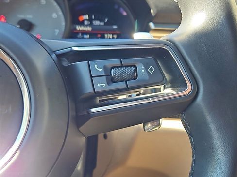 Certified 2023 Porsche Macan S image 28